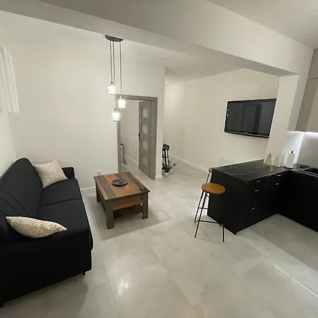 Lily - Self Checkin - Parking - 40m2 Апартаменты *